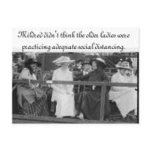 Angemessene Postkarte für die soziale Distanz