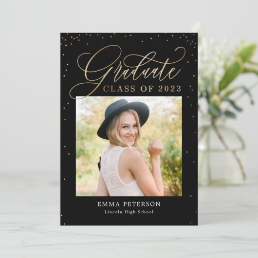 Angenehmer EDITABLE FARBEN Abschluss Einladung (Stehend Vorderseite)