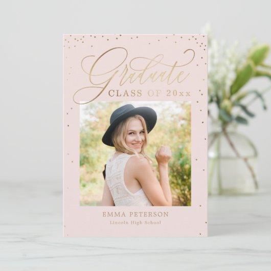 Angenehmer EDITABLE FARBEN Abschluss Einladung (Stehend Vorderseite)