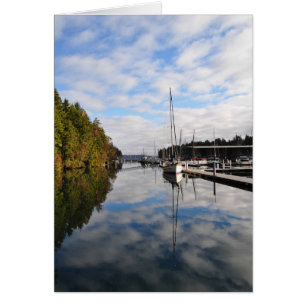 Angenehmer Hafen Marina Spiegelungen