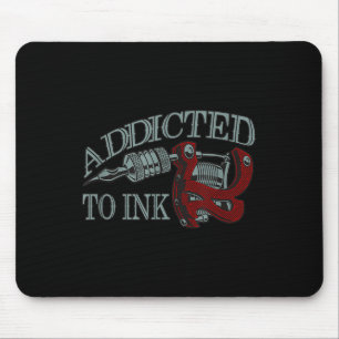 Angenommen, sich zu dunklen Tattoo-Künstler Inking Mousepad