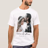 Angepasste moderne Kalligrafie - Datum des Fotos T-Shirt (Vorderseite)