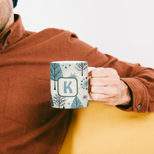 Angepasste Monografie Winter kommt Kaffeetasse