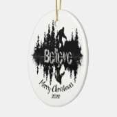 Angepasstes Datum glauben Sasquatch Big Foot Legen Keramikornament (Links)