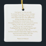 Angepasstes Gebetslied Zitat elegant zweiseitig Keramikornament<br><div class="desc">Personalisiertes Gebet Song Zitat-Satz oder Text zwei Seite elegante minimalistische Keramik Ornament. Gut zu Weihnachten. Vollständig anpassbare Imitate Goldtext auf beiden Seiten (zwei verschiedene Texte) und weißer schlichter Hintergrund. Sie können Ihre eigene Nachricht, Liebe Brief, inspirierendes, motivierend Zitat, Gedicht, etc schreiben, oder Sie können einfach das Gebet der Heiligkeit verlassen,...</div>