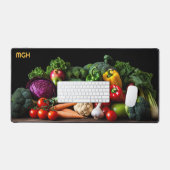 Angepasstes Monogramm frisches Gemüse Schreibtischunterlage (Tastatur & Maus)