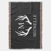Angepasstes Monogramm mit Schwarz-weißem Hirschant Decke (Vorderseite Vertikal)