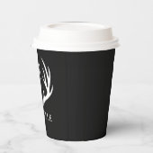 Angepasstes Monogramm mit Schwarz-weißem Hirschant Pappbecher (Links)