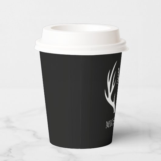 Angepasstes Monogramm mit Schwarz-weißem Hirschant Pappbecher (Rechts)