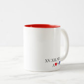 Angepasstes römisches Numerum Zweifarbige Tasse (VorderseiteRechts)