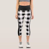 Angepasstes, Schwarz-weißes, grau-kariertes Muster Capri Leggings (Vorderseite)