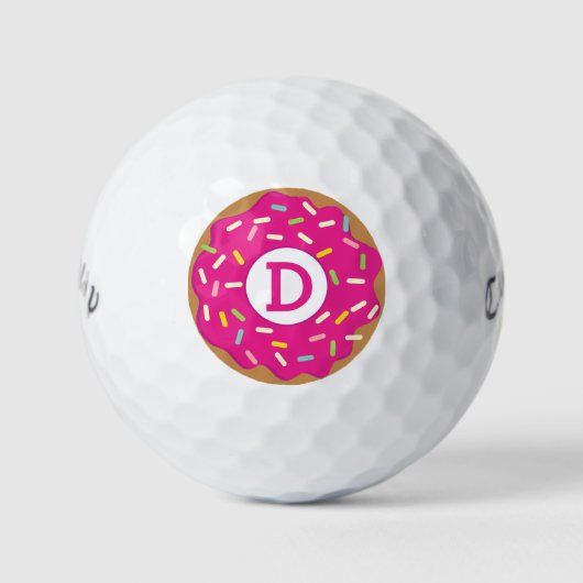 Angereiftes Callaway Golf Set mit rosa Donut Golfball (Vorderseite)