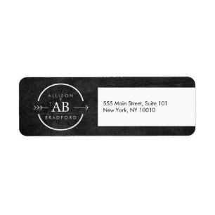 ANGESAGT- & EDGY-MONOGRAM-LOGO mit ARROW auf SCHWA