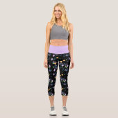 Angesagt geometrische moderne Abstrakte Muster auf Capri Leggings (Vorderseite)