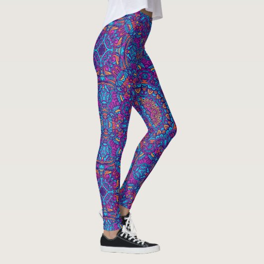 Angesagtes Retro-Yoga in lebendiger Farbe Mandala Leggings (Rechts)