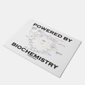 Angetrieben durch Biochemie Krebs Zyklusgeek-Spaß Fußmatte (Schrägansicht)