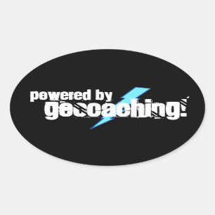 Angetrieben durch Geocaching Ovaler Aufkleber