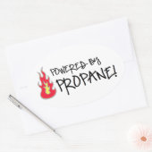 angetrieben durch Propan Ovaler Aufkleber (Umschlag)