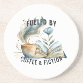 Angetrieben von Coffee & Fiction Sandstein-Unterla Getränkeuntersetzer (Vorne)