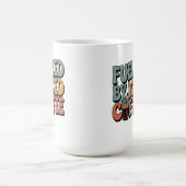 Angetrieben von Eiskaffee Kaffeetasse (Mittel)