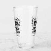 Angewohnte Matron der Ehre Glas (Links)