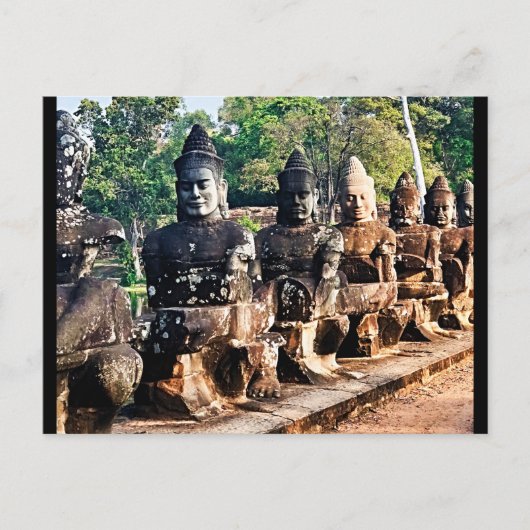 Angkor Thom God Statues  Postkarte (Vorderseite)