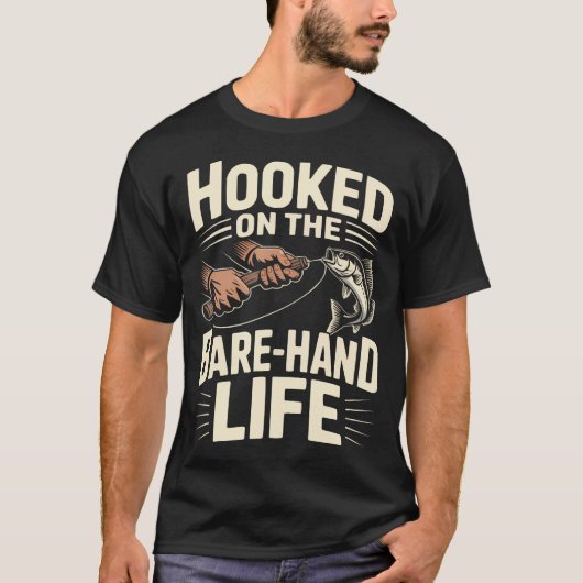 Angler beim Handlining-Fischen T-Shirt (Vorderseite)