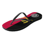 Angola-Flagge Badesandalen (Schrägansicht)