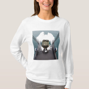 Angriff mit Amphibienfahrzeugsfahrzeuge schiffen T-Shirt