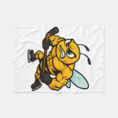 Angry Bee Ice Hockey Player Strong Insect  Fleecedecke (Vorderseite (Horizontal))
