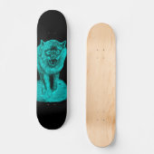 Angry Black Wolf in der Nacht Skateboard (Vorderseite)
