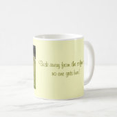 Angry Goose Back Away Tasse (VorderseiteRechts)