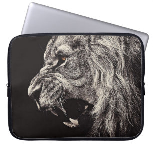 Angry Male Lion Laptopschutzhülle