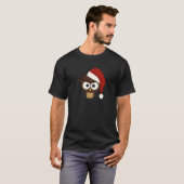 Angry Owl mit Weihnachtsmannmütze T-Shirt (Vorne ganz)