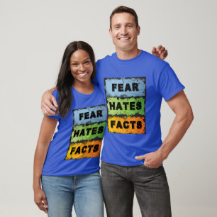 Angst hasst Fakten - 12-Schritte-AA-Slogan-Dunkles T-Shirt