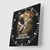 Angst - Löwe Motivierend Quadratische Wanduhr (Winkel)