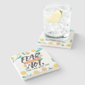 Angst nicht Isaiah Bible Verse Inspiration Design Steinuntersetzer (Seitenansicht)