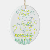 Ängstlich und wunderbar gemacht keramikornament (Rechts)