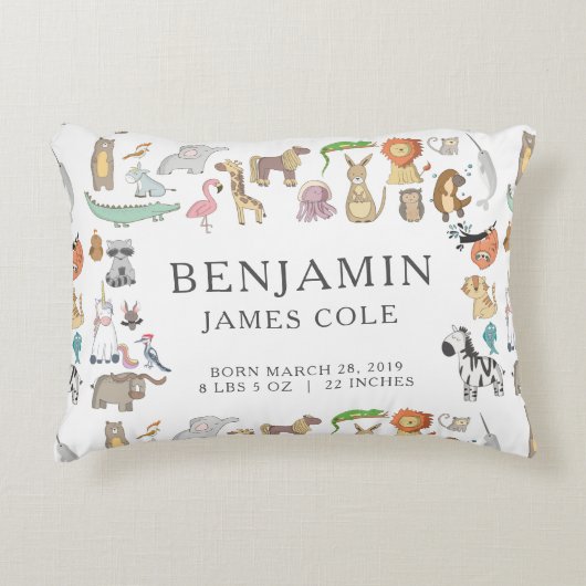 Animal Alphabet | Kinderzimmer Birth Stats Pillow Dekokissen (Vorderseite)
