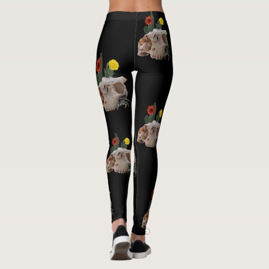 Animal Skull, Cactus, Flowers, and a Cute Spider Leggings (Rückseite)