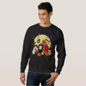 Animals celebrate Halloween together Sweatshirt (Vorne ganz)