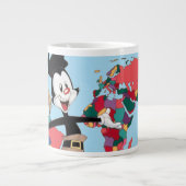 Animaniacs | Yakkos Weltkarte Grafik Jumbo-Tasse (Vorderseite)