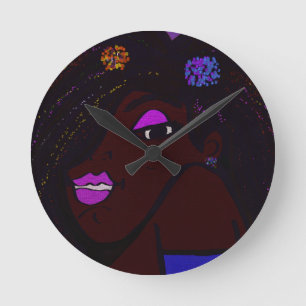Animation einer jungen Frau mit dunkler Hautfarbe Runde Wanduhr