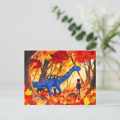 Anime-Junge spaziert Dinosaurier Herbstwald Feiertagspostkarte (Stehend Vorderseite)