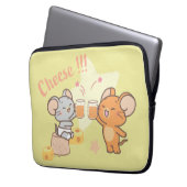 Anime Tuffy und Jerry Cheers zu Käse Laptopschutzhülle (Vorderseite Links)