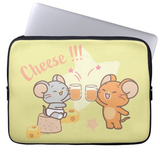 Anime Tuffy und Jerry Cheers zu Käse Laptopschutzhülle (Vorderseite)