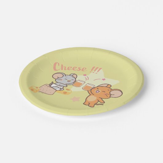 Anime Tuffy und Jerry Cheers zu Käse Pappteller (Schrägansicht)