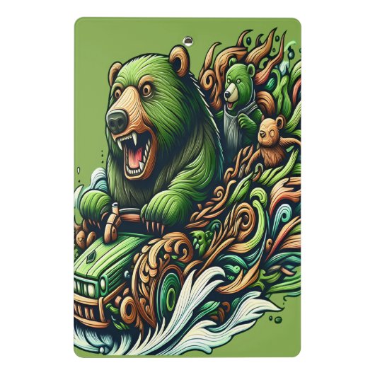 Animierte Bären fahren mit einem grünen Auto Mini Klemmbrett (Rückseite)