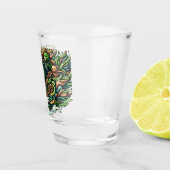 Animierte Bären fahren mit einem grünen Auto Schnapsglas (Rechts)