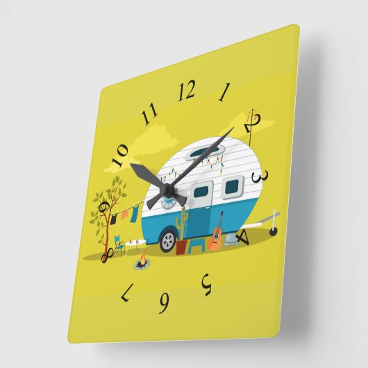 Animierter Camper-Anhänger Quadratische Wanduhr (Winkel)
